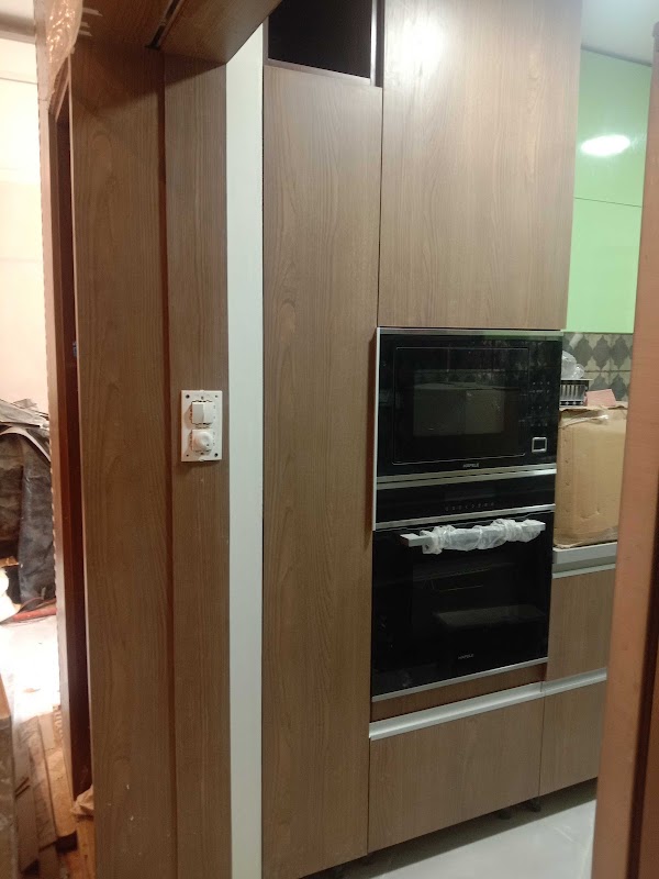 Living Room Storage Cabinetry & Glass Display Niche
